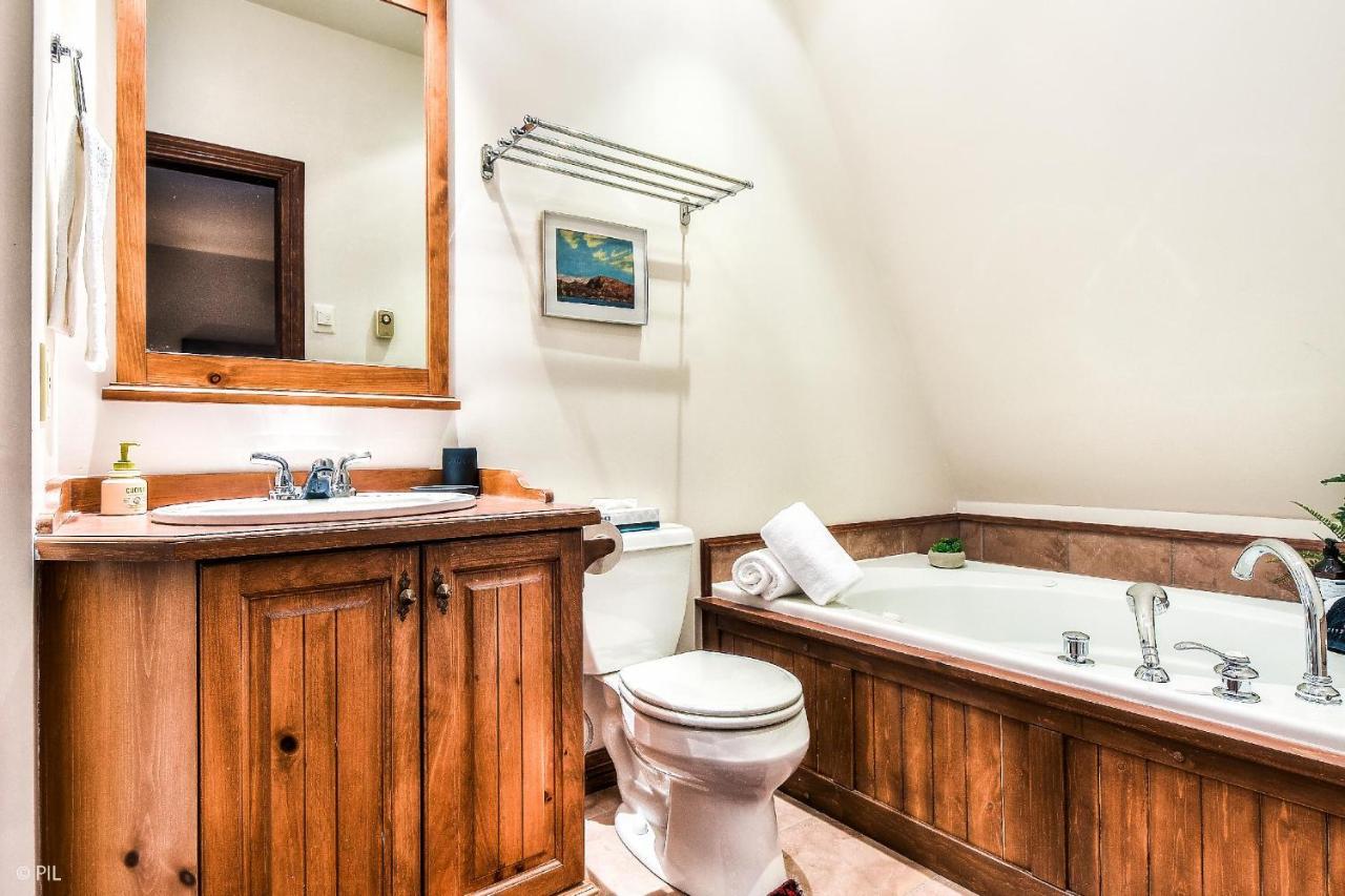Le Plateau Ski Inout W 3Bdrs W Pool Access Mont-Tremblant Kültér fotó